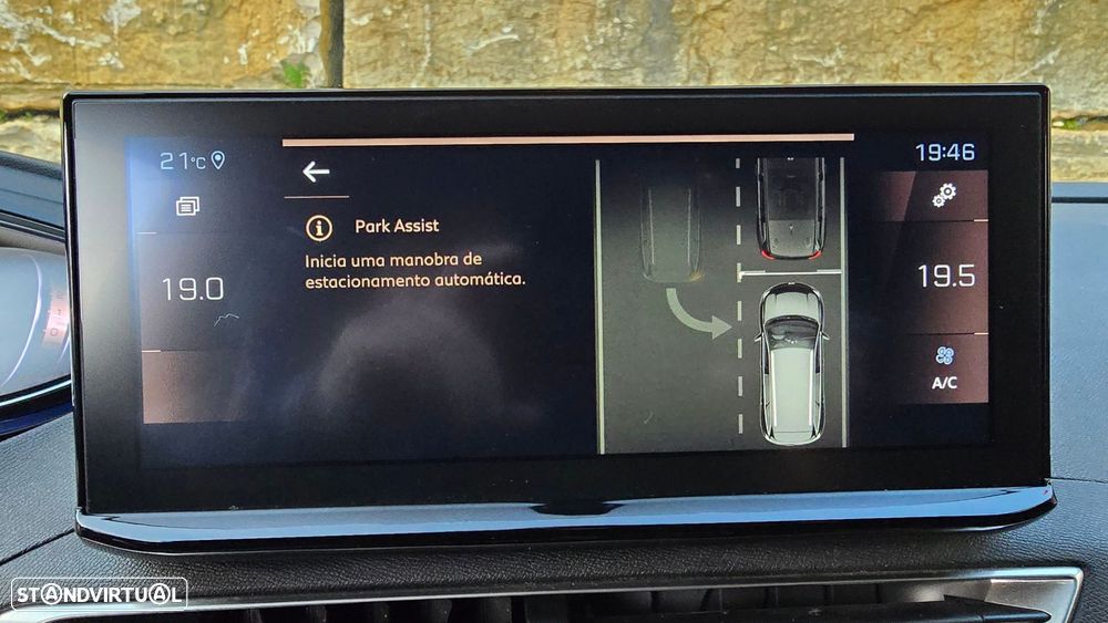 Peugeot 5008 1.5 BlueHDi GT EAT8 - 23