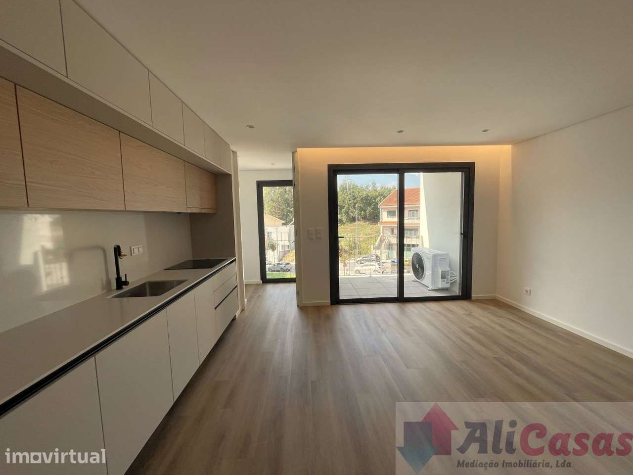 Excelente T2 C/Suite- Cozinha equipada- Novo - Grande imagem: 4/30