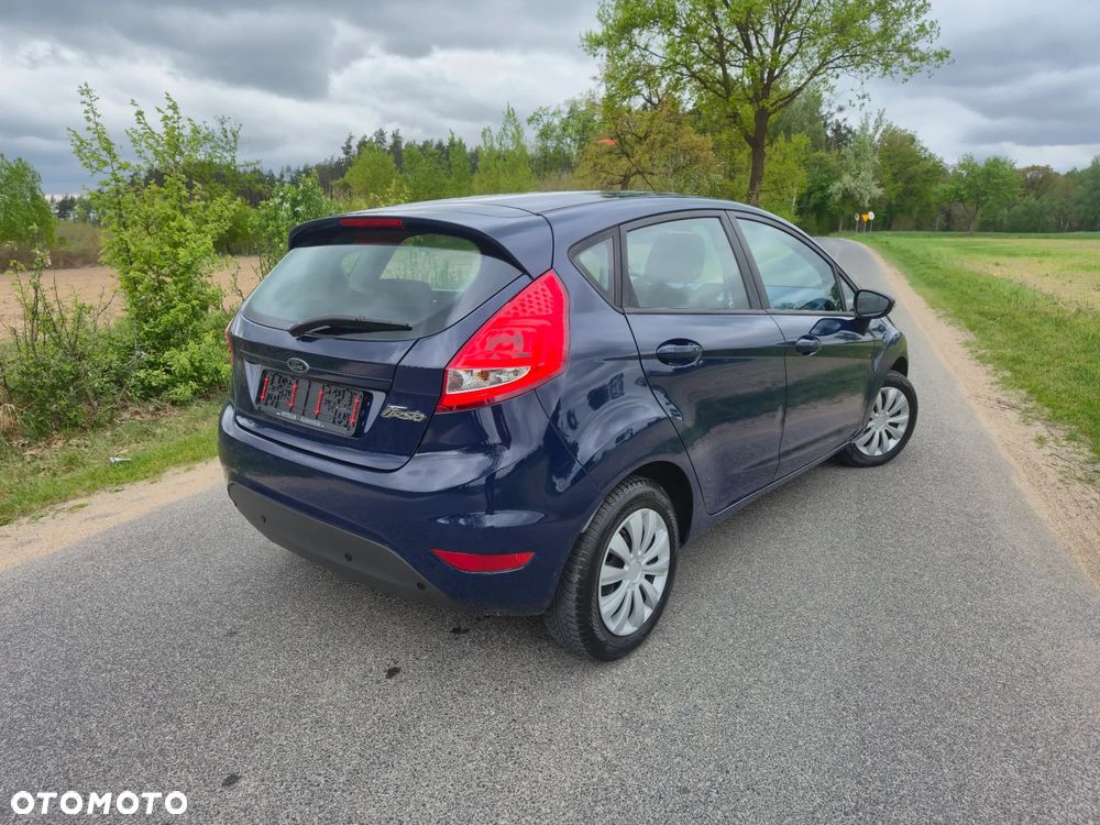 Ford Fiesta 1.25 Trend - 31