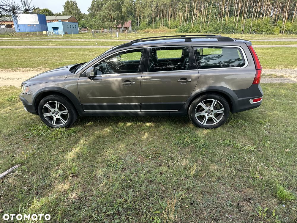 Volvo XC 70 D5 AWD Summum - 12