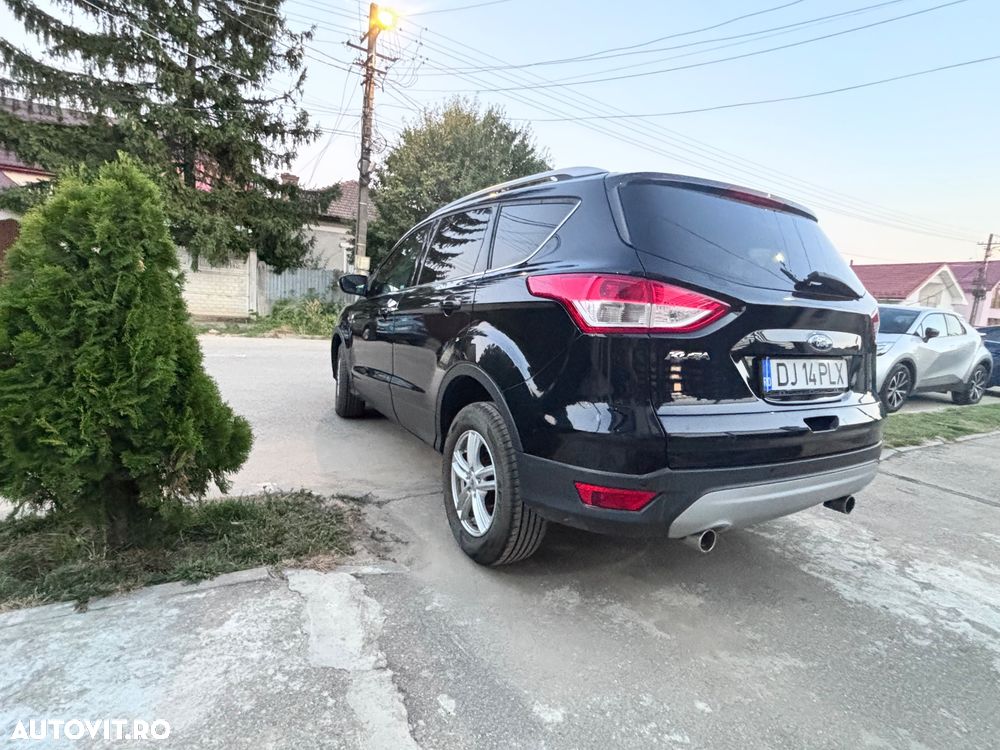 Ford Kuga 2.0 TDCi 2WD Trend - 4