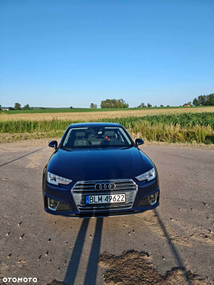 Audi A4 Limousine - 3