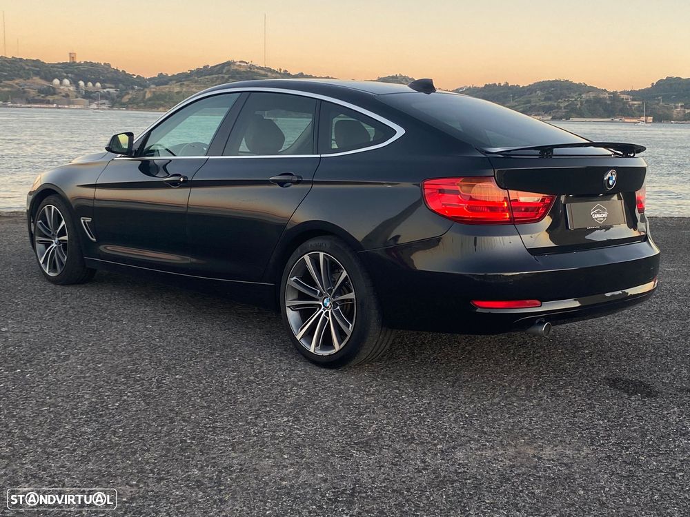BMW 318 d Sport Line - 2
