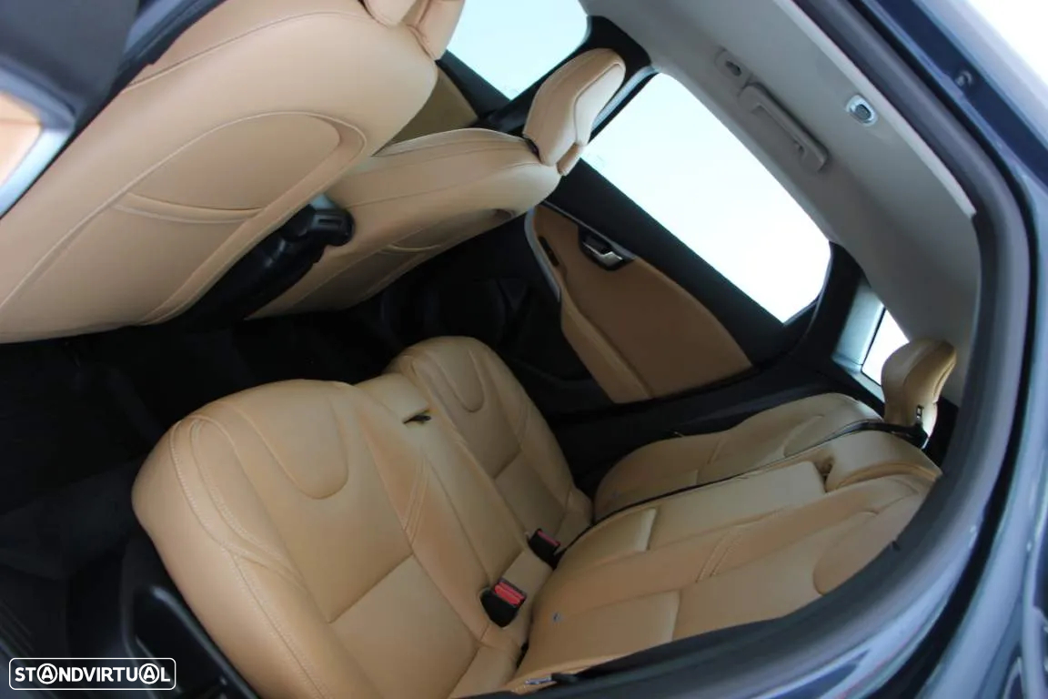 Volvo V40 1.5 T3 Sport Edition Plus Geartronic - 6