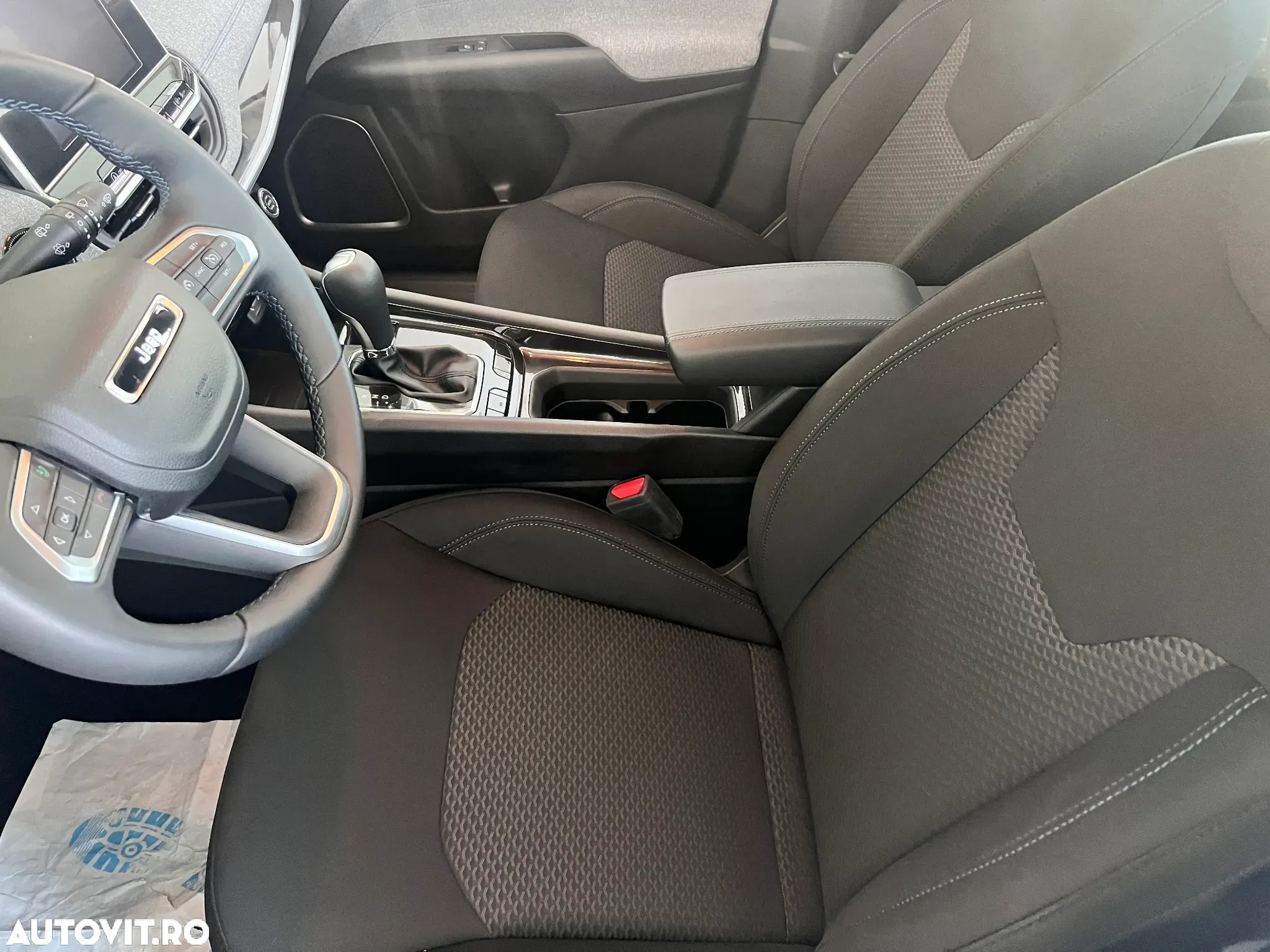 Jeep Compass - 8