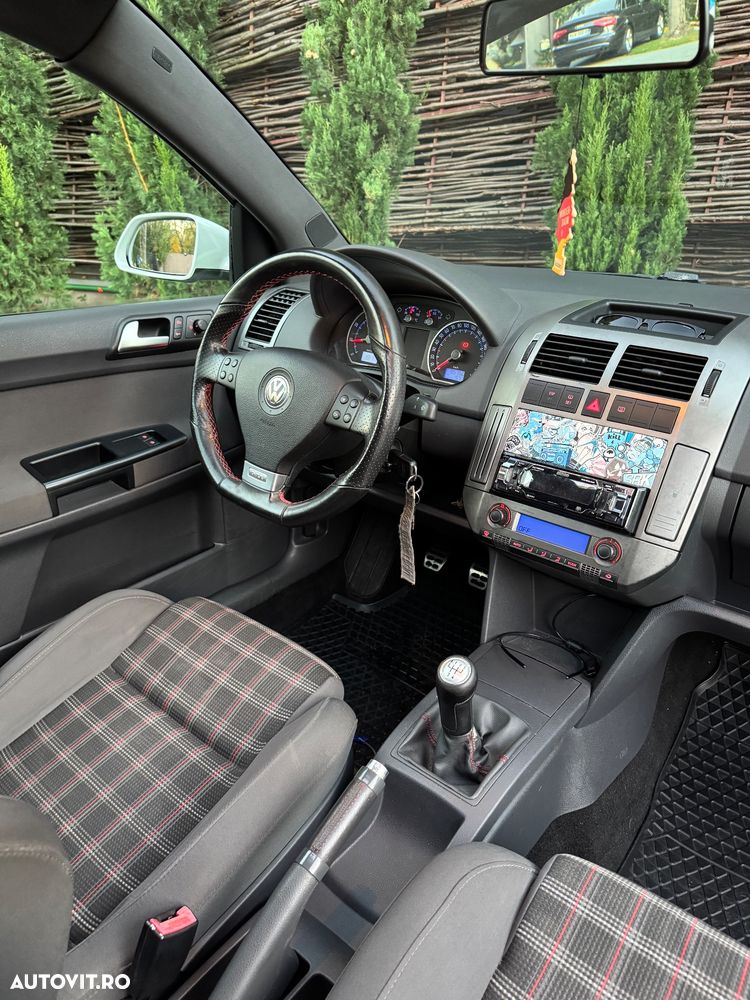 Volkswagen Polo 1.8 GTI - 23