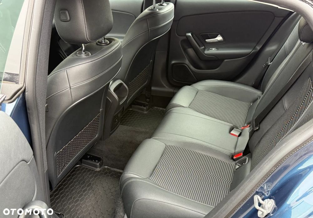 Mercedes-Benz CLA 250 e 8G-DCT Special Edition - 35