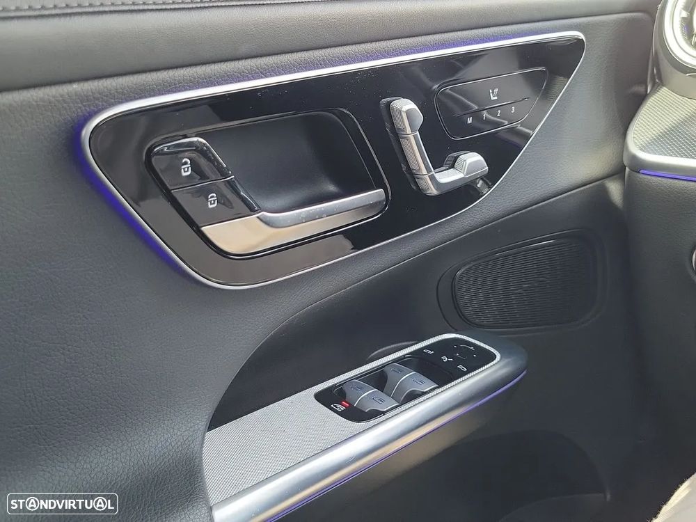 Mercedes-Benz GLC 300 de 4Matic - 25