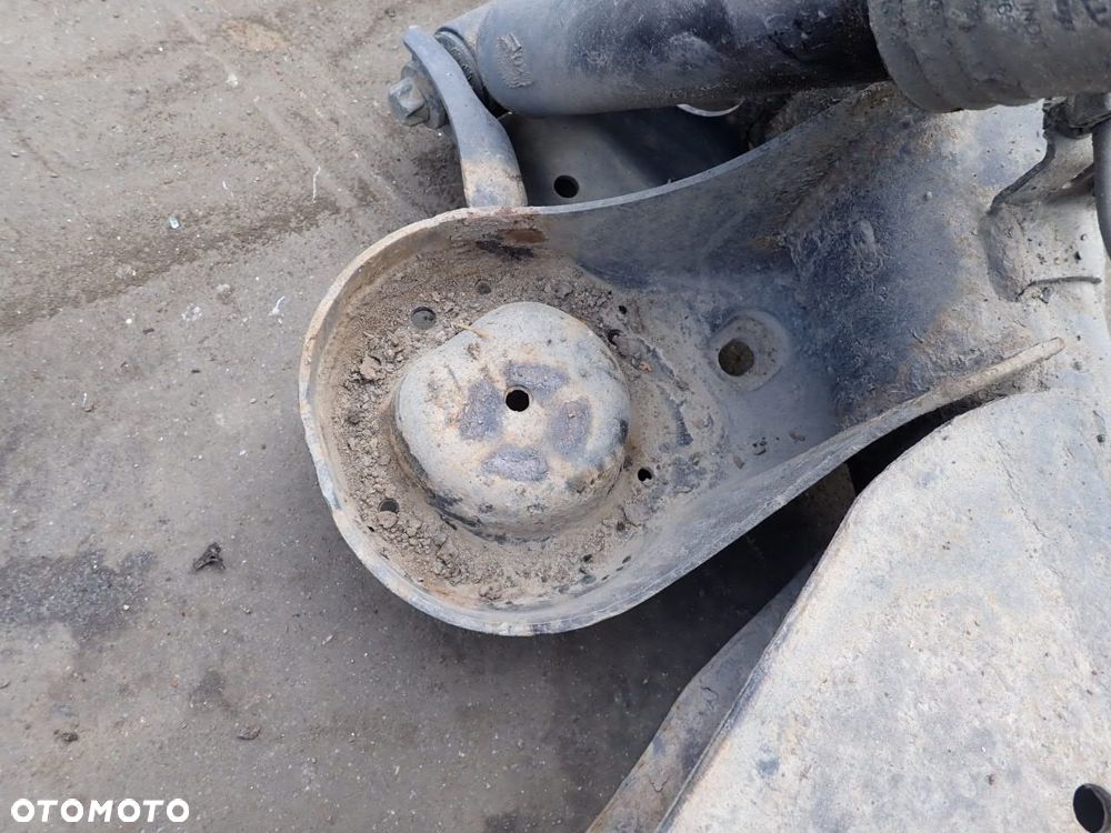 BELKA ZAWIESZENIA TYŁ ABS FIAT PANDA III 1.2 - 4