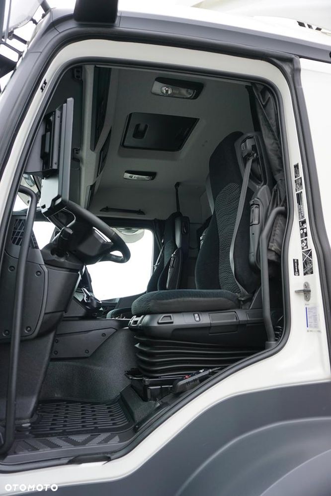 Mercedes-Benz ACTROS / 1830 / E 6 / MP 5 / KONTENER + WINDA / 16 PALET - 7