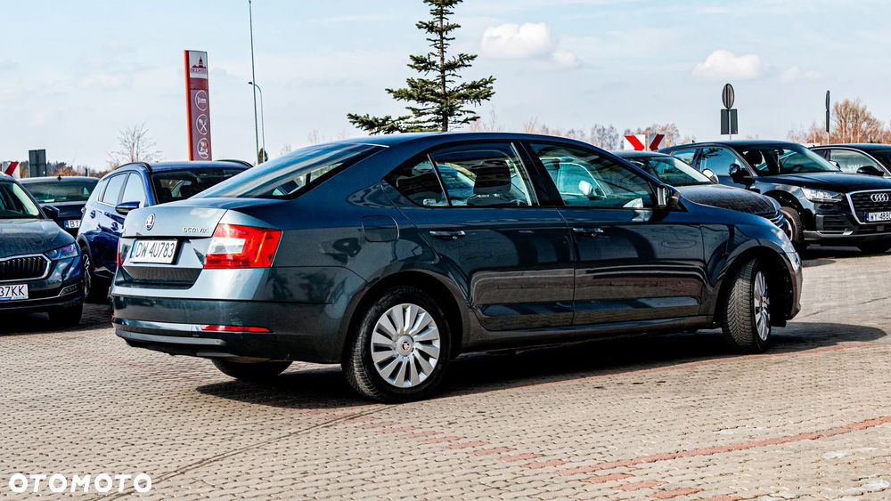Skoda Octavia 1.4 TSI Active - 10