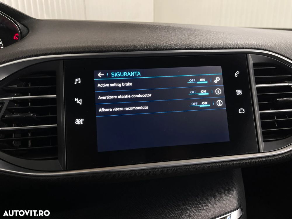 Peugeot 308 BlueHDi 130 EAT6 Stop & Start Active Business-Paket - 20