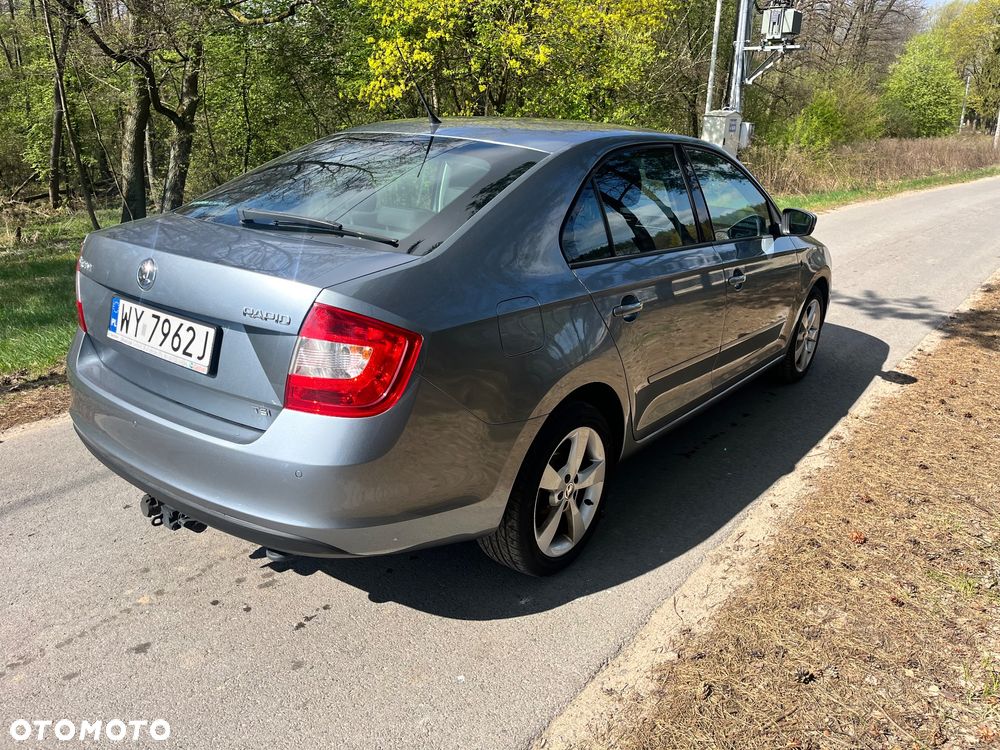 Skoda RAPID 1.2 TSI Elegance - 4