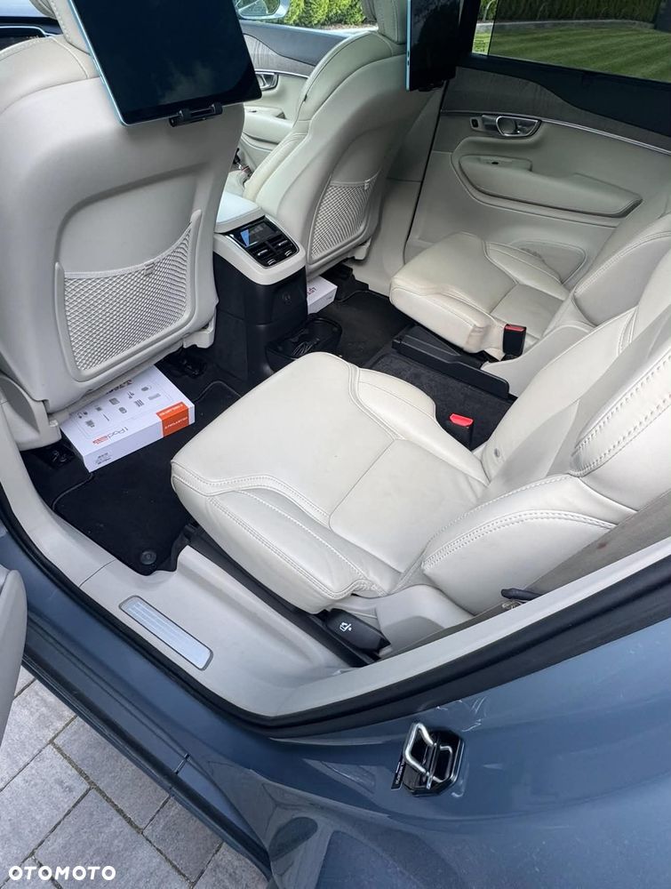Volvo XC 90 - 13
