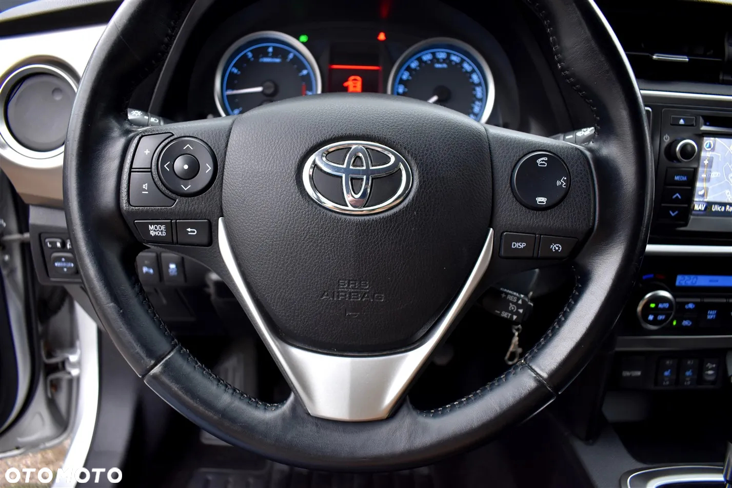 Toyota Auris 1.6 Sprint MS - 25
