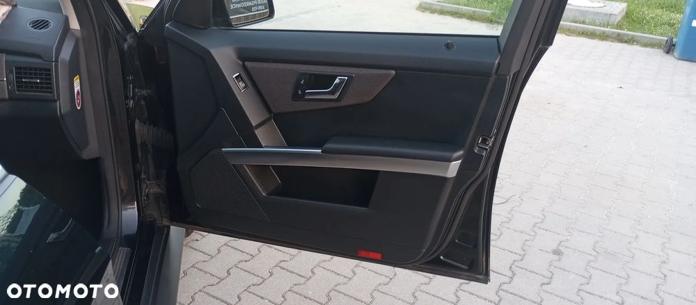 Mercedes-Benz GLK - 13
