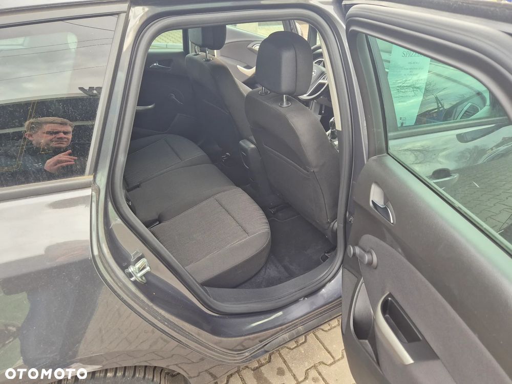 Opel Astra 1.4 Turbo Sports Tourer Active - 21