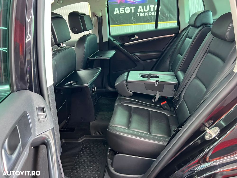 Volkswagen Tiguan 2.0 TDI 4Motion DSG Sport & Style - 15