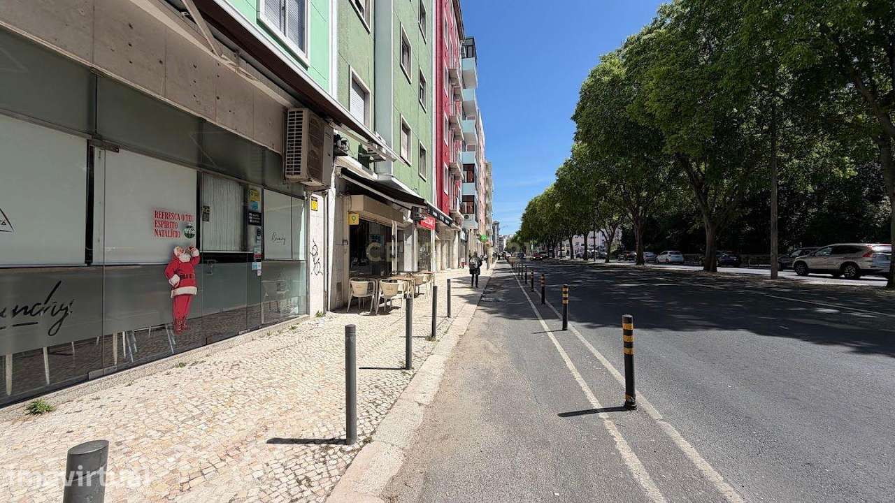VENDA DE IMÓVEL + NEGÓCIO – AVENIDAS NOVAS, LISBOA - Grande imagem: 3/29