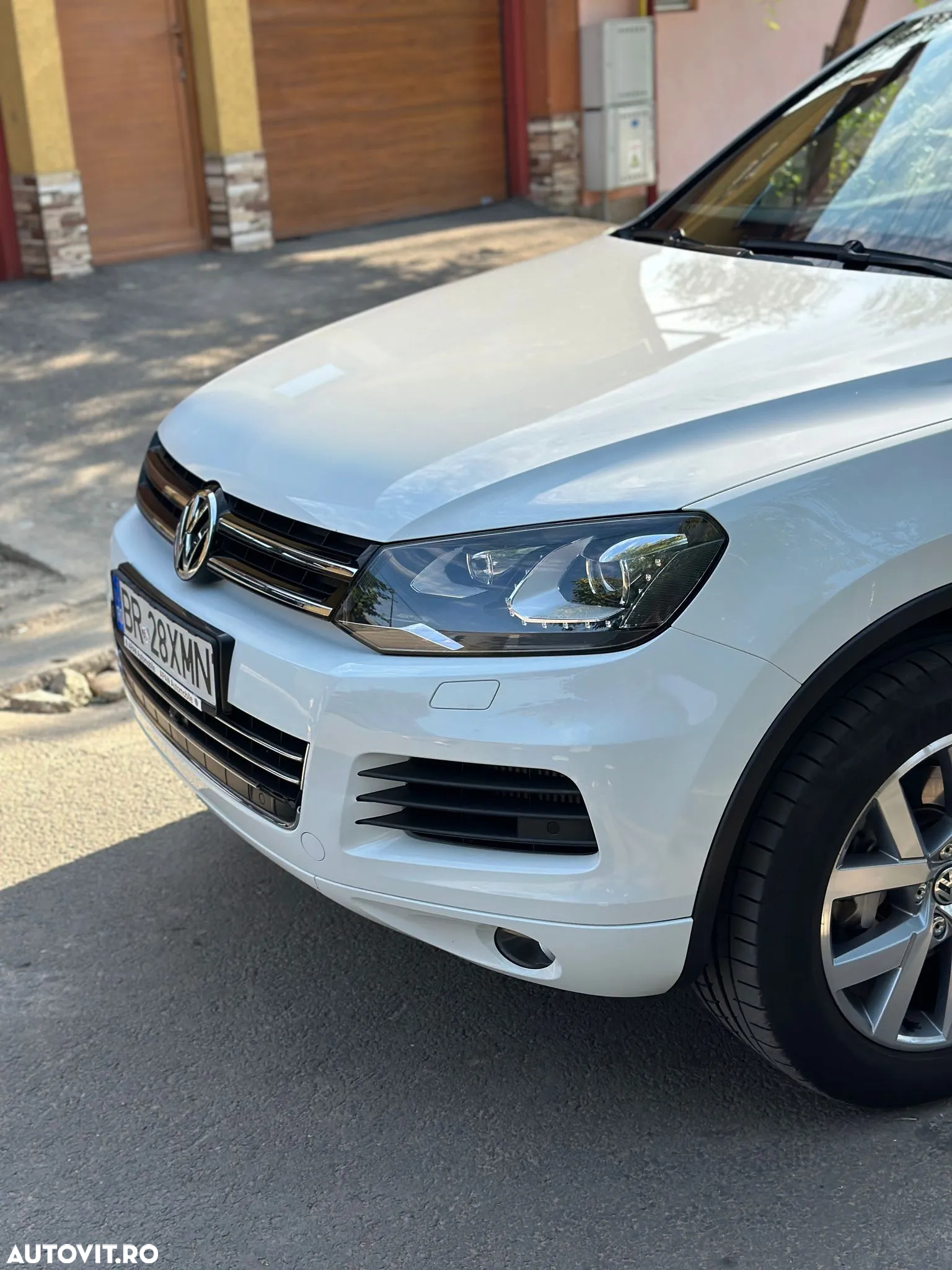 Volkswagen Touareg 3.0 V6 TDI BMT - 8