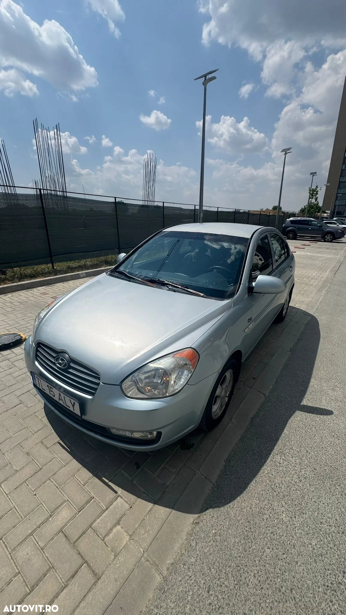 Hyundai Accent MC 1.5 CRDI GL - 2