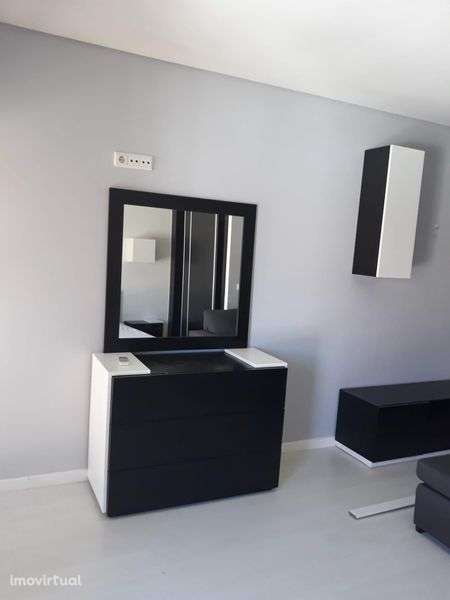Arrenda-se Apartamento T0 - Grande imagem: 3/8