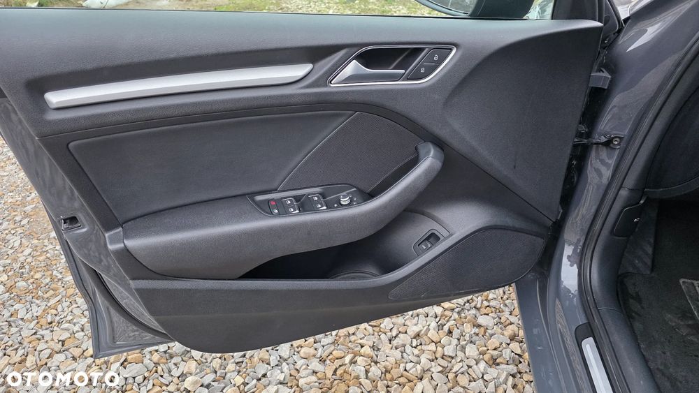 Audi A3 Limousine 2.0 TFSI quattro S tronic design - 11