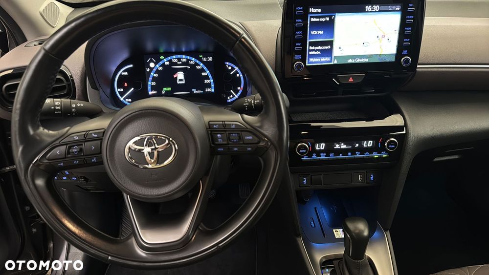 Toyota Yaris Cross Hybrid 1.5 Executive - 15