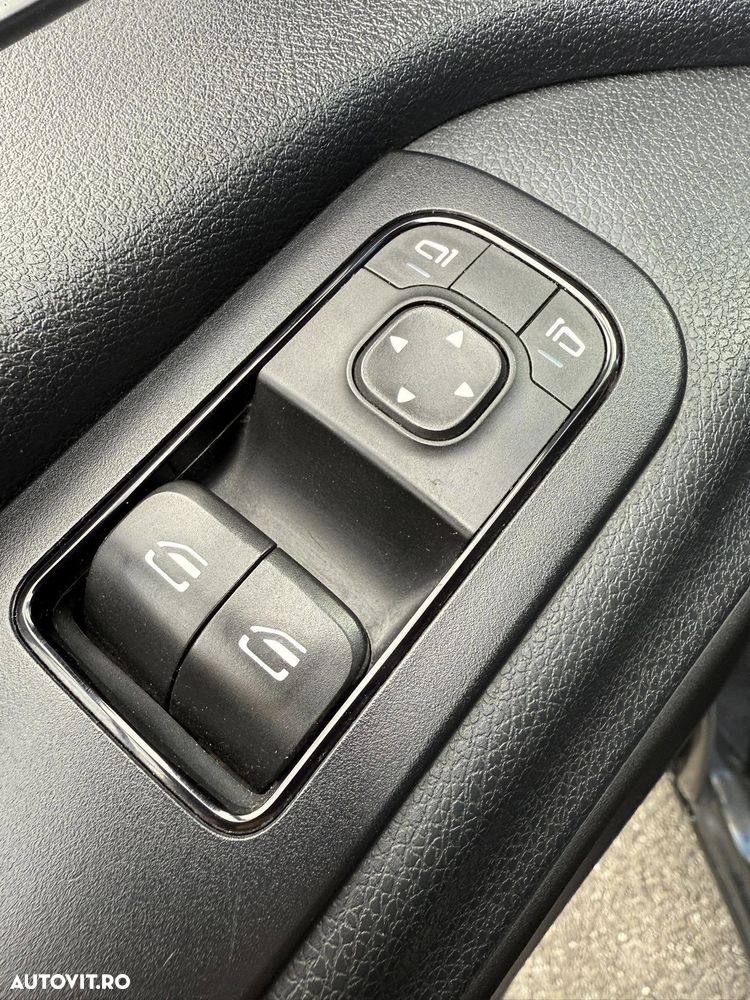 Mercedes-Benz Sprinter - 9