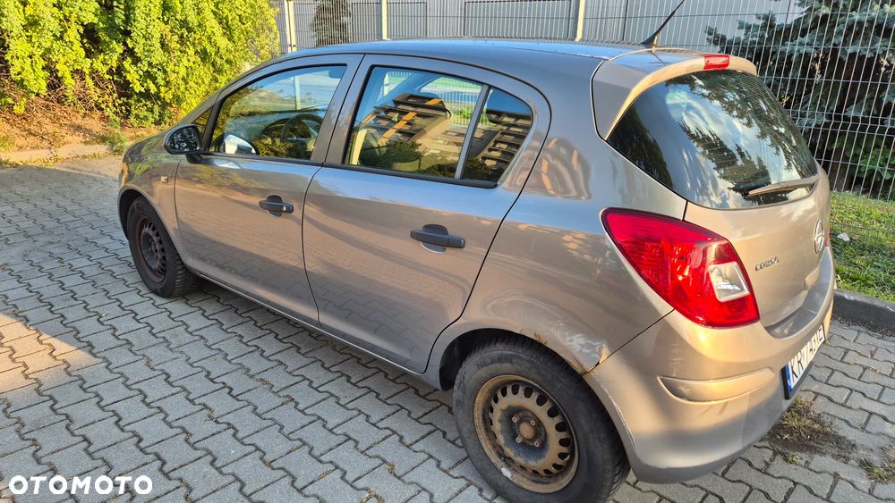 Opel Corsa - 6