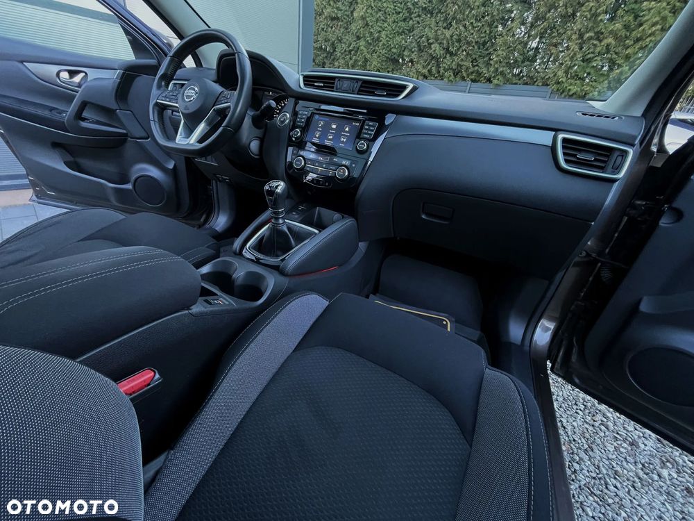 Nissan Qashqai 1.2 DIG-T N-Connecta EU6 - 16