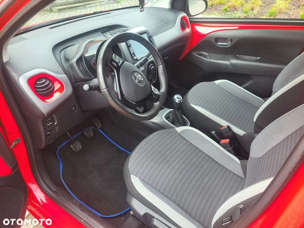 Toyota Aygo 1.0 VVT-i Color Edition - 11