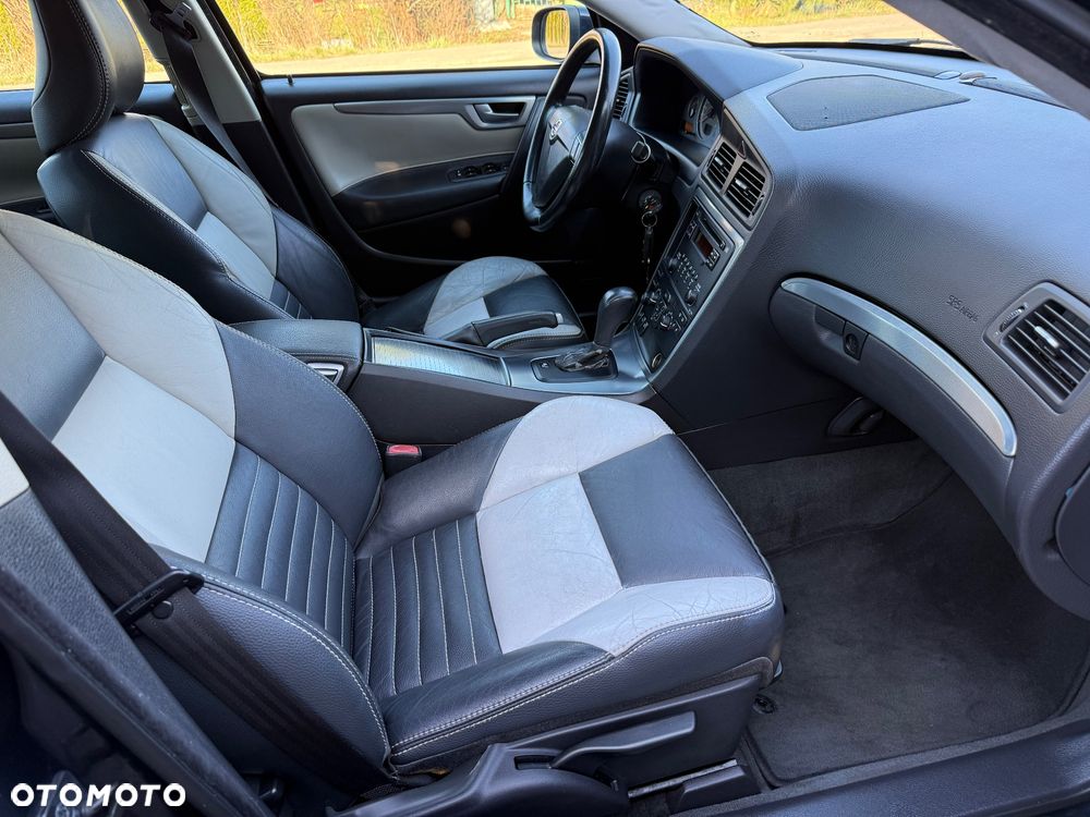 Volvo S60 D5 Edition - 4
