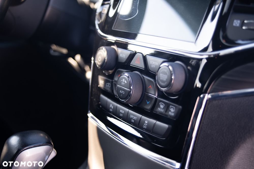 Jeep Grand Cherokee - 9