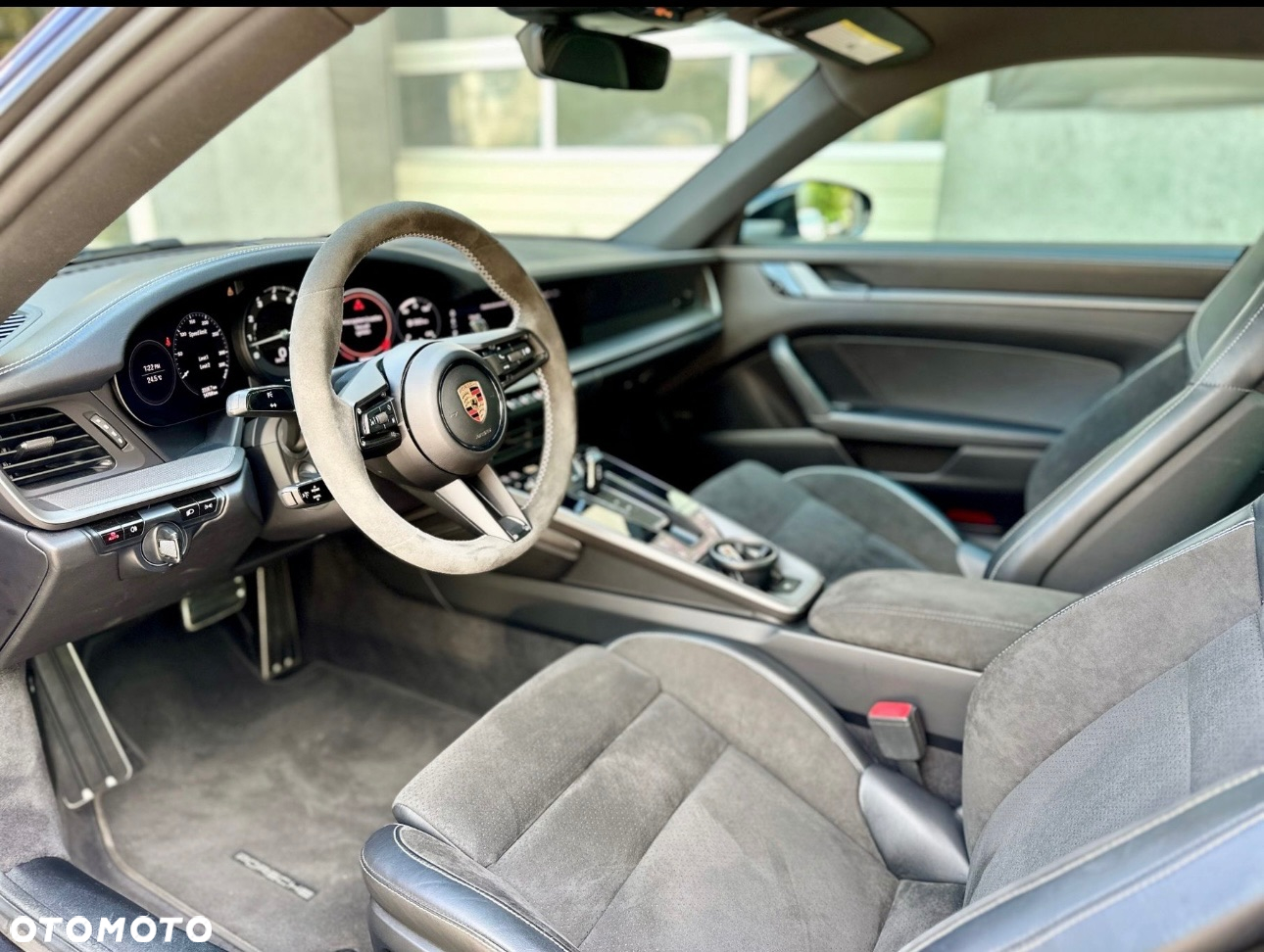 Porsche 911 Carrera - 40