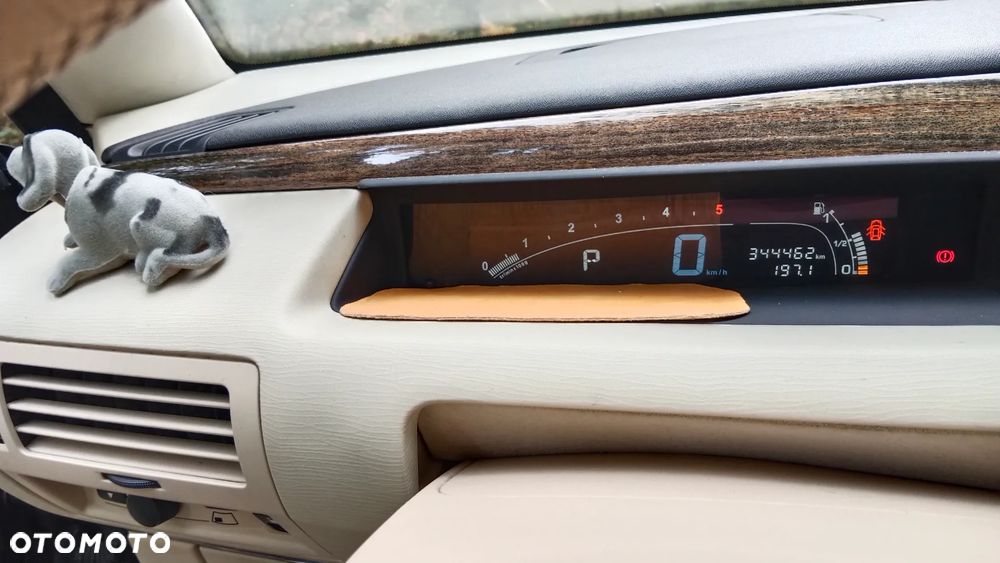 Citroën C6 - 9