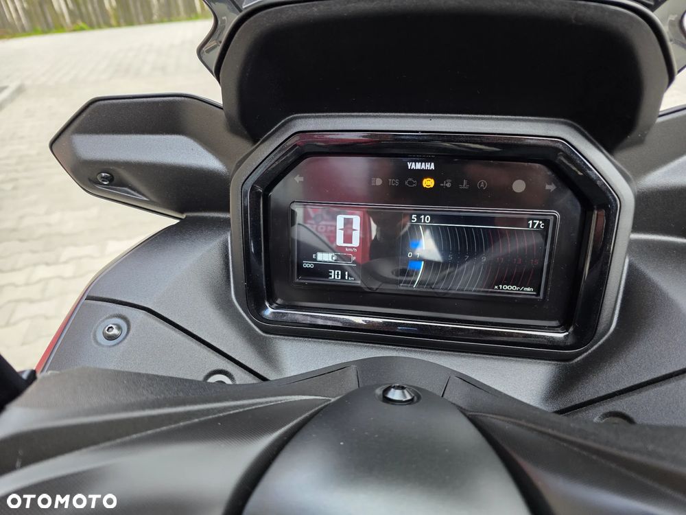Yamaha X-max - 16