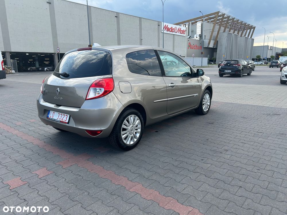 Renault Clio 1.6 16V GT - 7