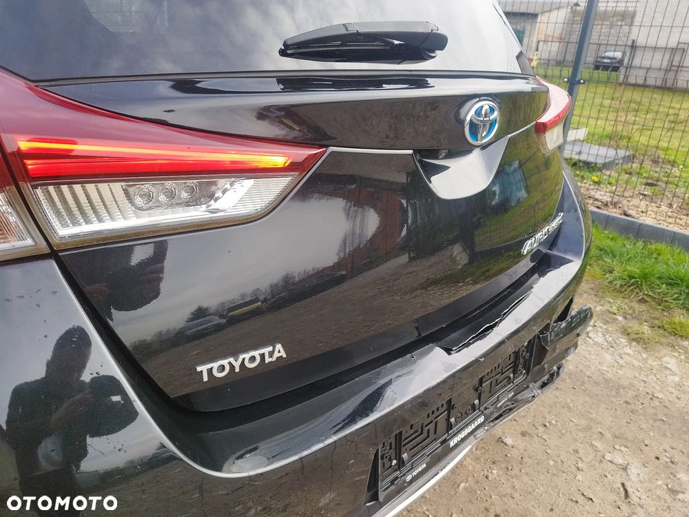 Toyota Auris 1.8 Life - 23