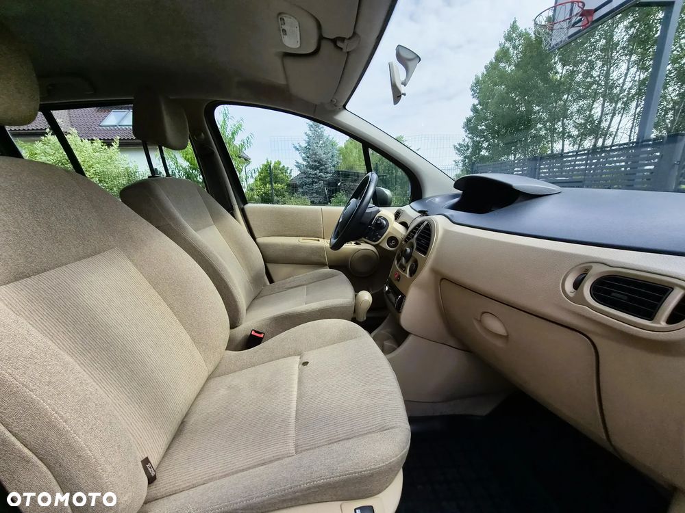 Renault Modus - 12