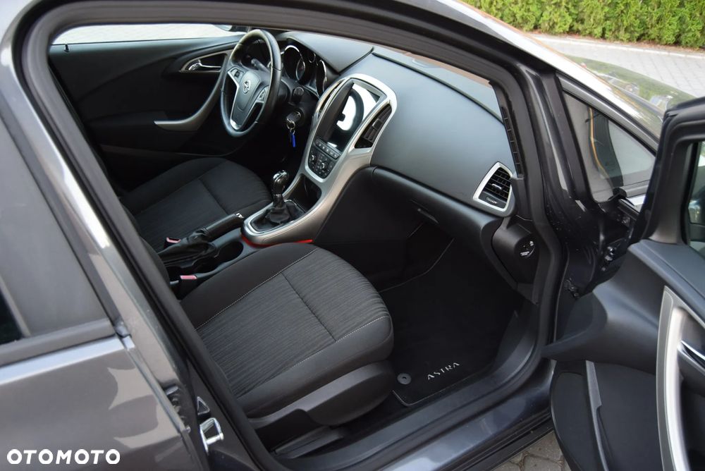 Opel Astra 1.4 Turbo - 8