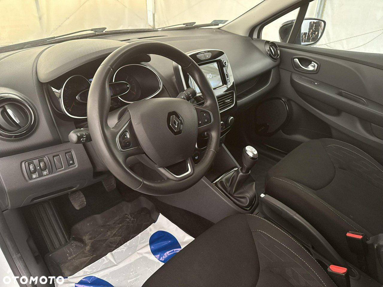 Renault Clio - 13