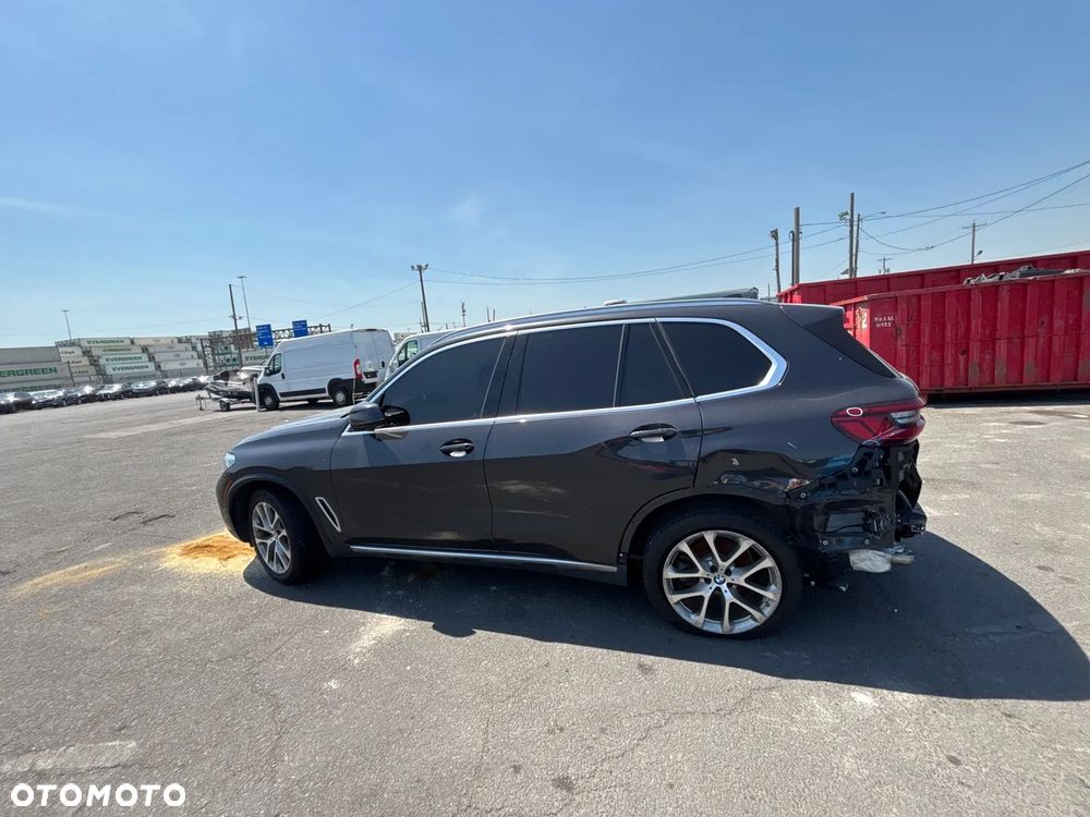 BMW X5 xDrive40i sport - 5