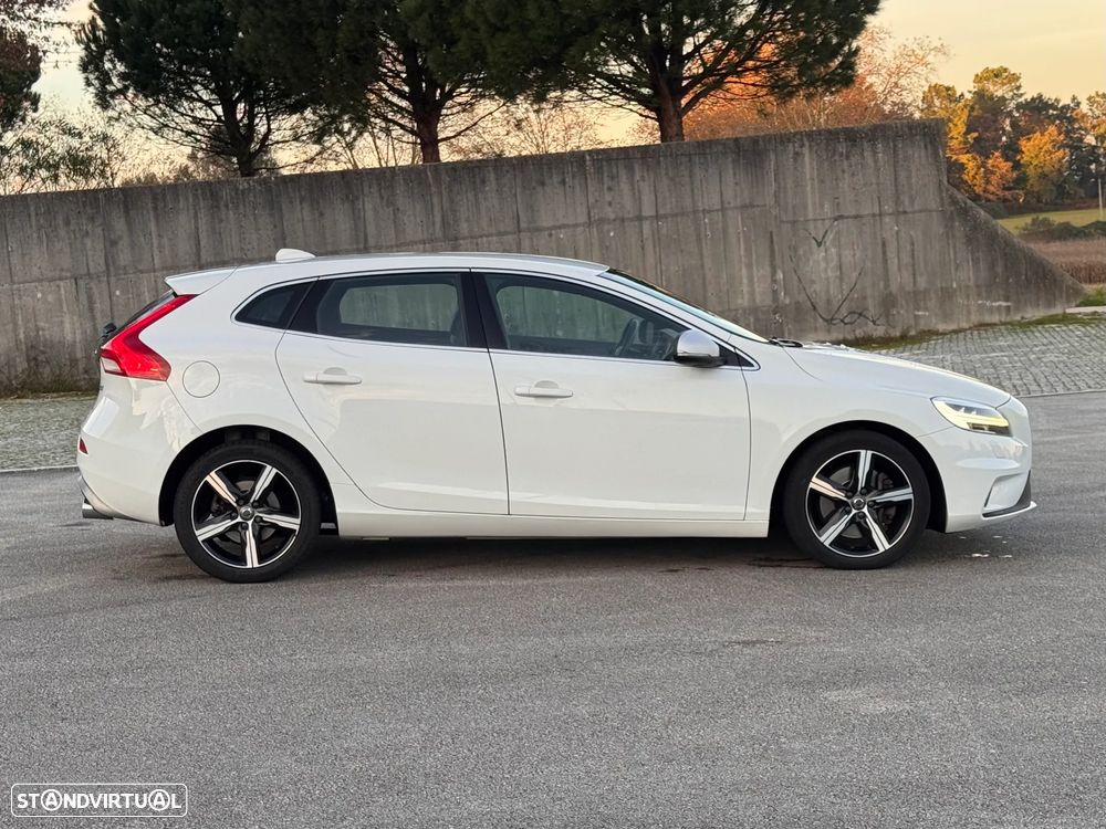 Volvo V40 2.0 D2 R-Design Geartronic - 6