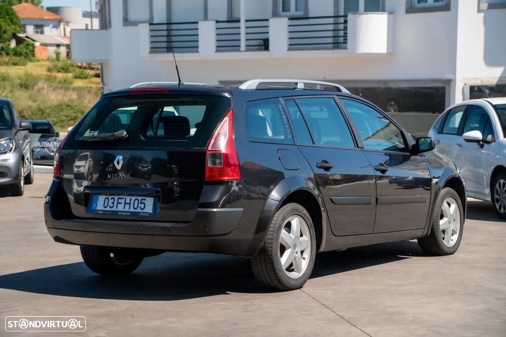 Renault Mégane Break 1.5 dCi Confort - 10