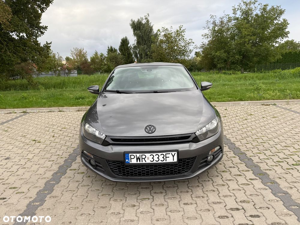 Volkswagen Scirocco 2.0 TDI DSG - 8