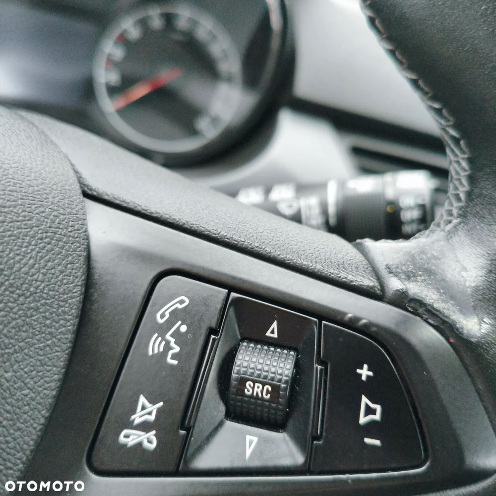 Opel Corsa - 12