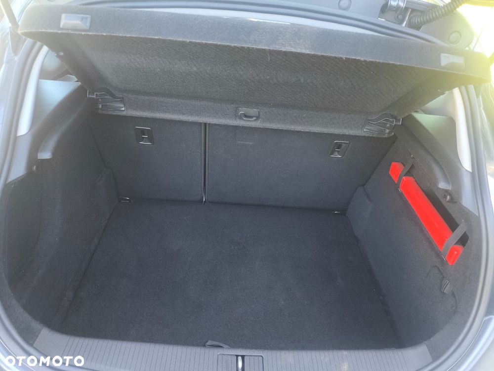 Opel Astra 2.0 CDTI DPF Cosmo - 10