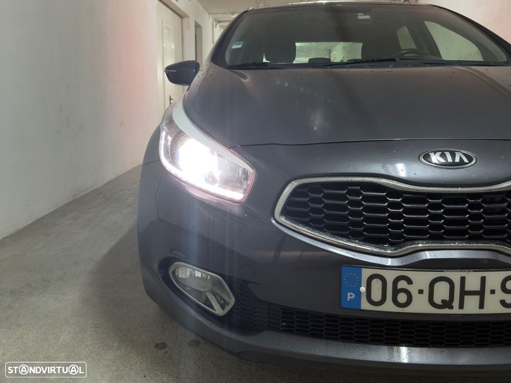 Kia Ceed 1.6 CRDi TX Prime - 10