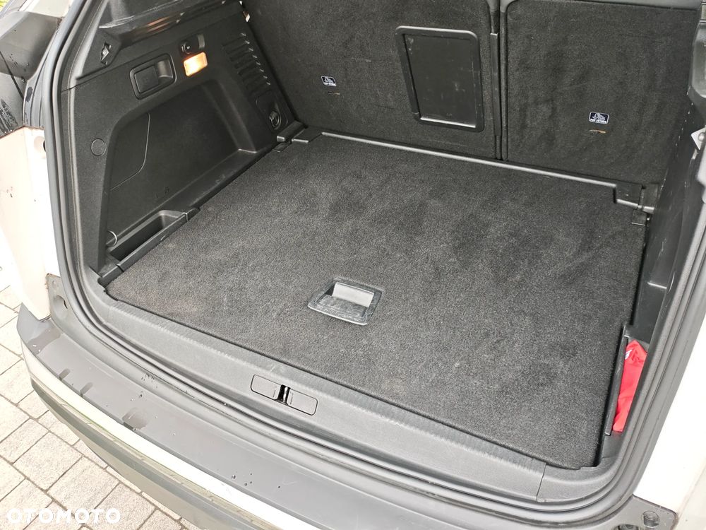 Peugeot 3008 PureTech 130 Stop & Start GPF Allure - 35